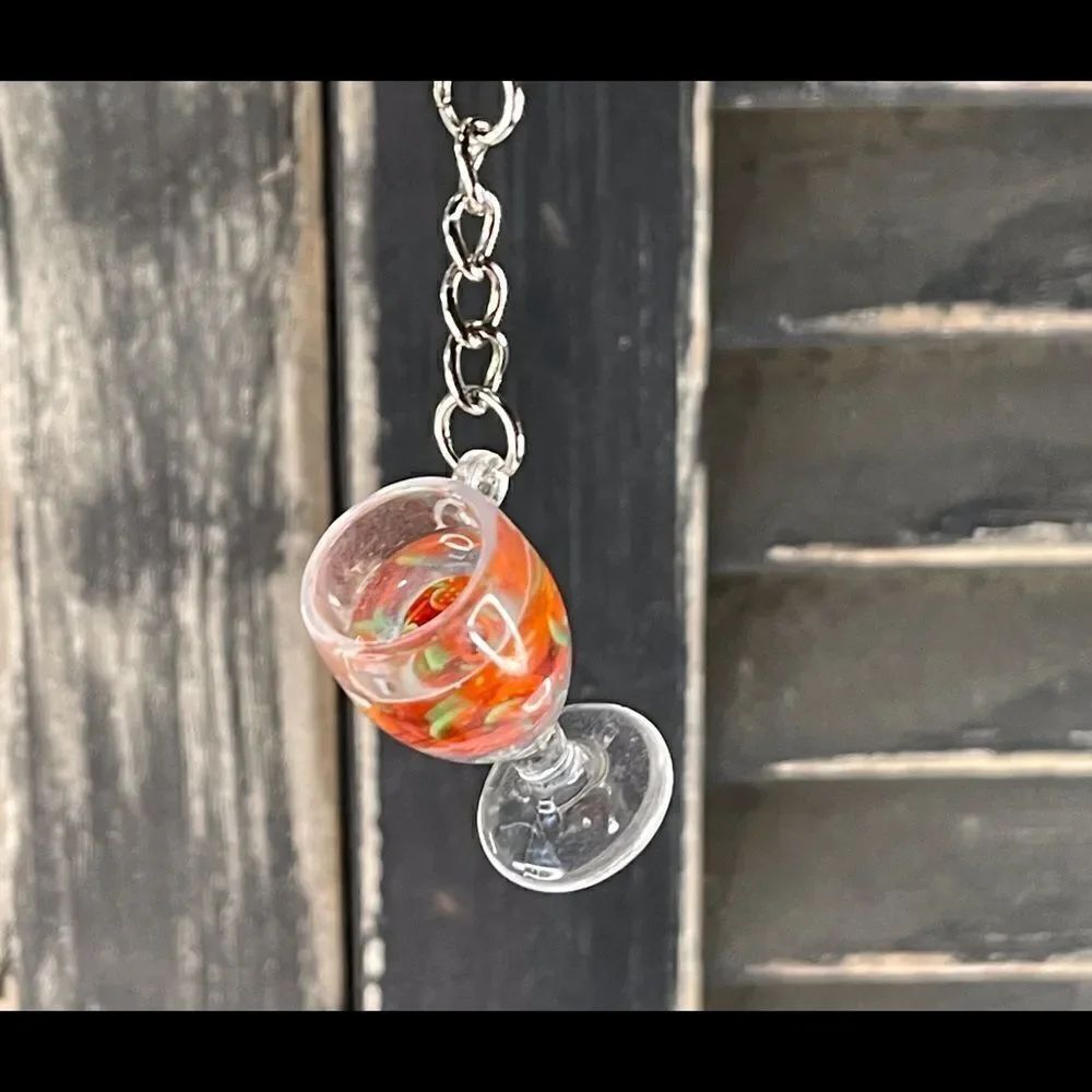 Strawberry Goblet Keychain - Picture 4 of 4